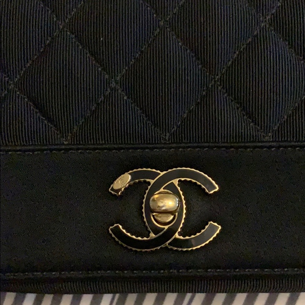Chanel Bag - Picture 7 of 14